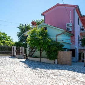 Ház Családok Részére Medencével Krnica, Marcana - 24375 Krnica