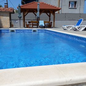 Ház Családok Részére Medencével Sibenik - 24444 Šibenik