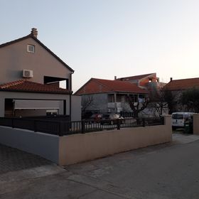 Apartmanok Parkolóhellyel Bibinje, Zadar - 24451 Bibinje