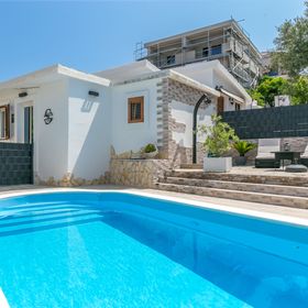 Ház Családok Részére Medencével Okrug Gornji, Ciovo - 24460 Okrug Gornji