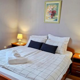 Apartmanok Parkolóhellyel Palit, Rab - 24465 Palit