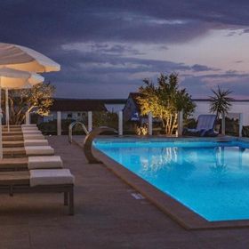 Apartmanok Családok Részére Medencével Mandre, Pag - 24502 Mandre