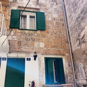 Apartmanok és Szobák Parkolóhellyel Komiza, Vis - 24523 Komiža