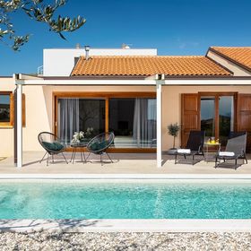 Apartmanok Családok Részére Medencével Novigrad - 24585