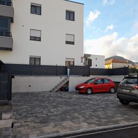 Apartmanok Parkolóhellyel Trogir - 24605