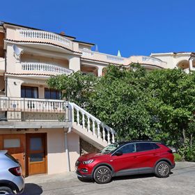 Apartmanok Parkolóhellyel Lopar, Rab - 24617 Lopar