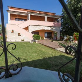 Apartment Damjan Kastelir