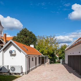 Stadium Home Panzió Barnag