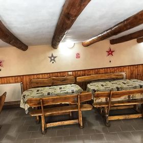 Pensiunea Simone Cârţişoara