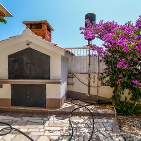 Apartments Vanessa Okrug Gornji