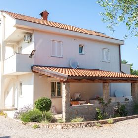 Apartments Kamenar Klimno