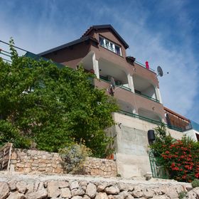 Apartments Gojka Bilo