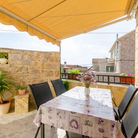 Apartment Levonda Vrbanj