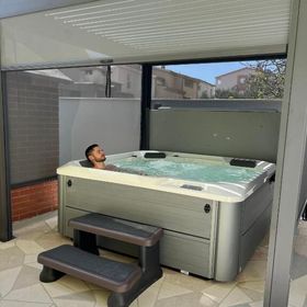 Apartment Palm tree Duce