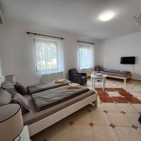 Lukács Apartman Gyula