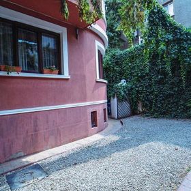 Luxuria Central Villa București