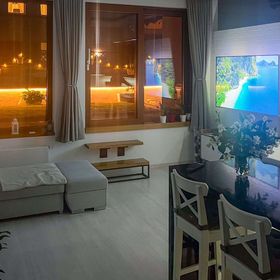 Wawrzyniaka 1 Piękny Apartament z Ogrodkiem i Tarasem