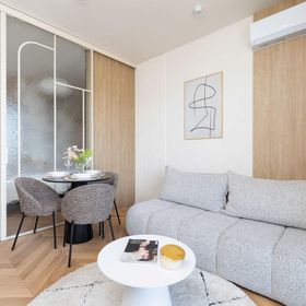 Nadgórników 16 | Eleganckie Studio | Siłownia Katowice