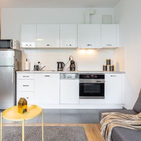 Golden Apartments Warsaw - Stylish & Sunny - Pereca Residence, City Center