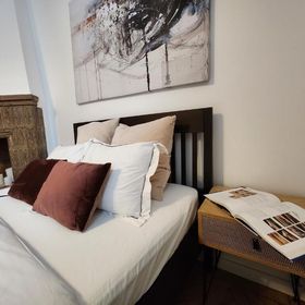 Apartament The POINT 3BR Bright Cloud București