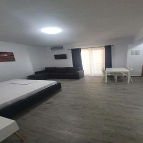Brizza Apartments 3 Mamaia-Sat