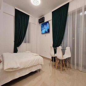 Brizza Apartments 9 Mamaia-Sat