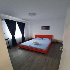 Brizza Apartments 8 Mamaia-Sat