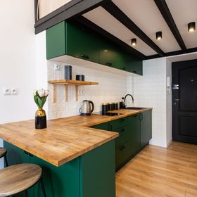 Golden Apartments Warsaw – Stylish Luxury, Złota Street 