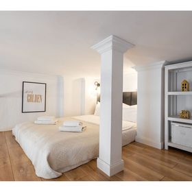 Golden Apartments Warsaw – Stylish Luxury, Złota Street 