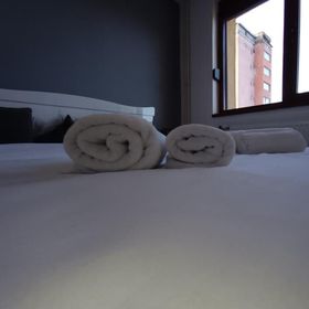 Zlata Ultracentral Home 24t6 Suceava