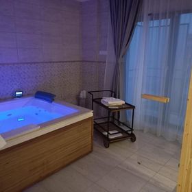 Cinque Stelle Apartment SPA Jacuzzi and Sauna Cluj-Napoca