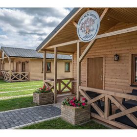 Osada Trzy Siostry Dąbrowa, Pobierowo