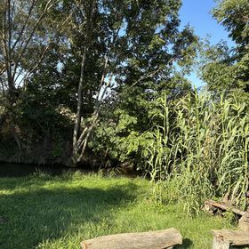 Nyugati Pihenö Gencsapáti