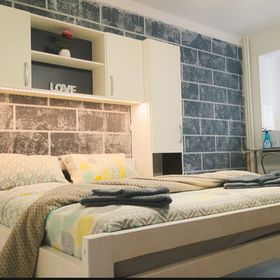 Victoria's Studio Deva