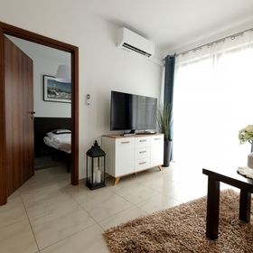  Apartament IKAR Rewal z własnym ogródkiem, blisko plaży 