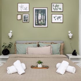 Deluxe Hillside Apartment Near City Center Brașov