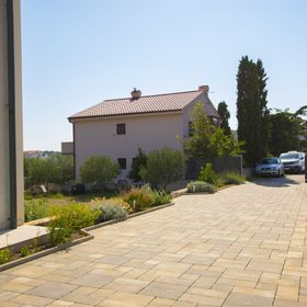 Apartments Lili Punat