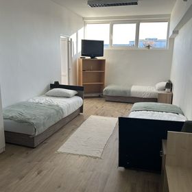 ACÉL Budget Rooms with Free Truck Parking Veszprém