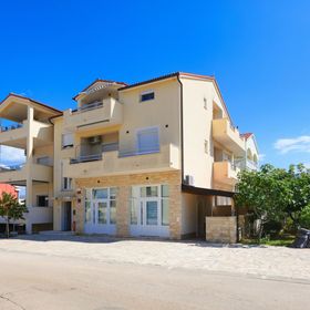 Apartmanok Parkolóhellyel Srima - Vodice, Vodice - 23593 Srima - Vodice