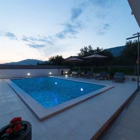 Apartmanok Medencével Kastel Stari, Kastela - 24273 Kaštel Stari