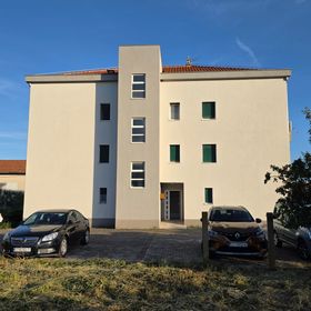 Apartmanok Parkolóhellyel Kastel Novi, Kastela - 24645 Kaštel Novi