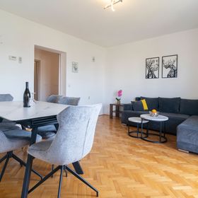 Apartmanok Parkolóhellyel Kastel Stari, Kastela - 24752 Kaštel Stari