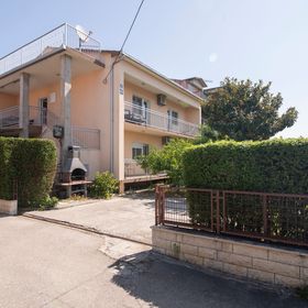 Apartmanok Parkolóhellyel Kastel Stari, Kastela - 24752 Kaštel Stari