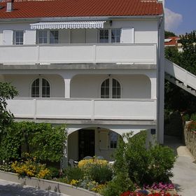 Apartmanok Parkolóhellyel Kampor, Rab - 24838 Kampor