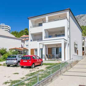 Családi Apartmanok A Tenger Mellett Duce, Omis - 24876 Duće