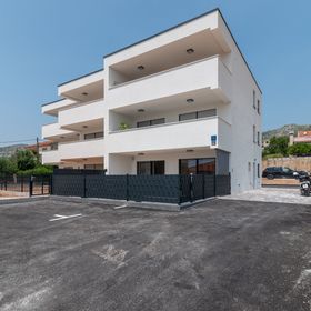 Apartmanok Parkolóhellyel Trogir - 24927