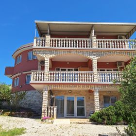 Apartmanok Parkolóhellyel Grebastica, Sibenik - 24934 Grebaštica
