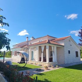 Ház Családok Részére Medencével Dubrava Sibeniknél - Dubrava Kod Šibenika, Sibenik - 24950 Dubrava Kod Šibenika