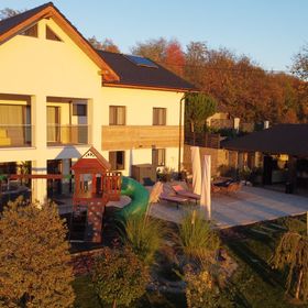 Vila Above Village Berislăveşti