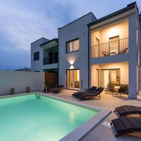 Villa Villa Diva Exclusive s bazenom Nova Vas
